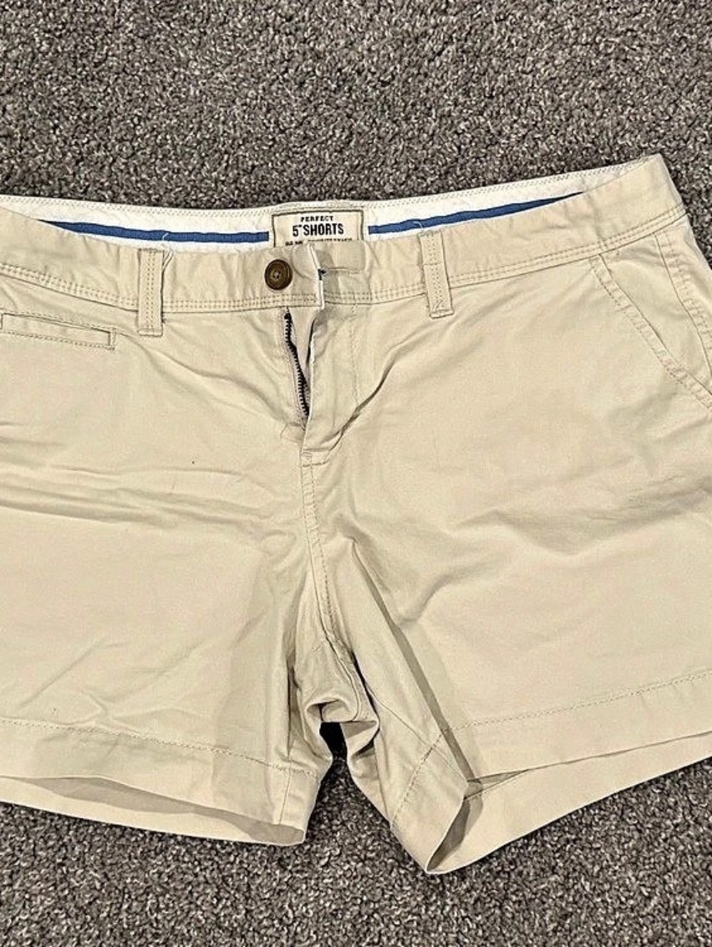 Old Navy Favorite Khakis Perfect 5" Shorts Size 14